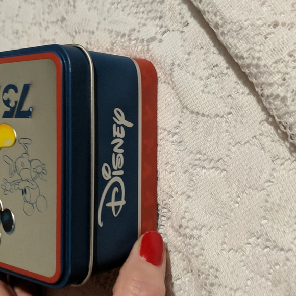 75 years w/Mickey Watch NWOT - Picture 12 of 13